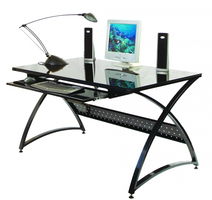 Стеклянный компьютерный стол. Конструкция: Черное стекло