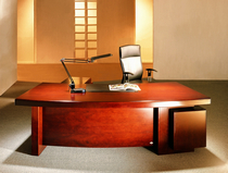 Малогабаритные столы серии офисной мебели 